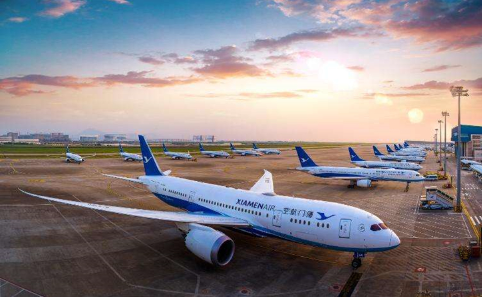 乌鲁木齐空运成都机场